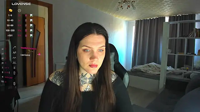 AizaRose online show from April 17, 7:11 am