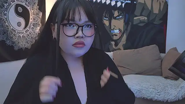 Snapshot of LeyaKan chatting on February 7, 9:26 pm LeyaKan online show from February 7, 9:26 pm