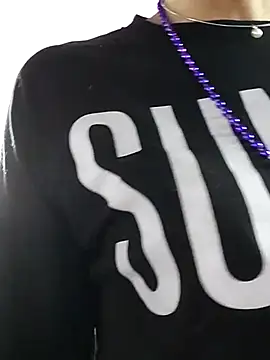 Snapshot of gurlnips chatting on March 20, 8:51 pm gurlnips online show from March 20, 8:51 pm