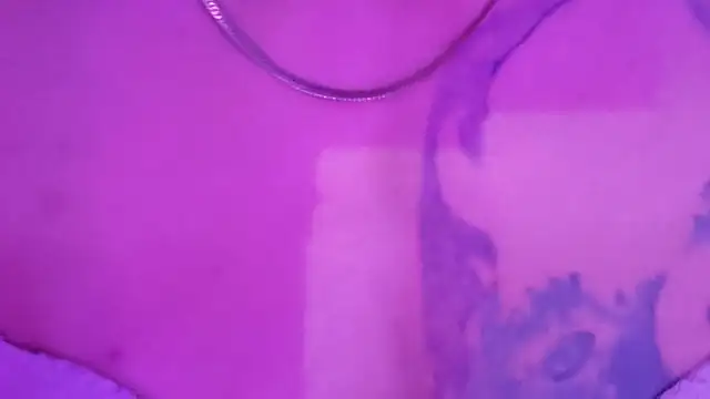 Snapshot of gurlnips chatting on November 14, 4:49 pm gurlnips online show from November 14, 4:49 pm