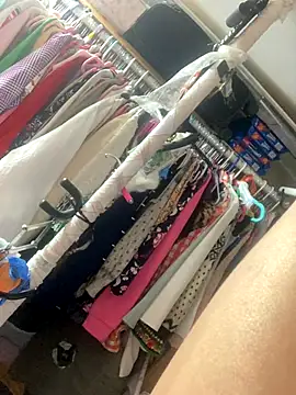 Snapshot of gurlnips chatting on November 25, 10:48 am gurlnips online show from November 25, 10:48 am