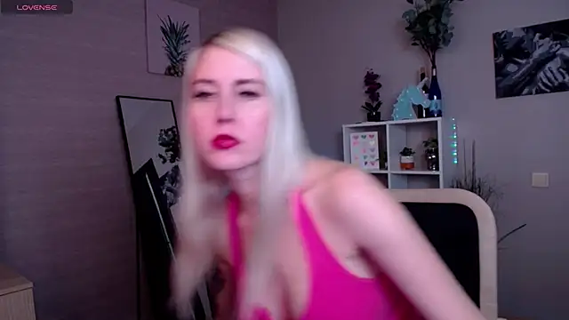 Mermaid N online show from March 3, 4:58 am