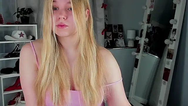 Rebecca Kelly online show from January 15, 2:38 am