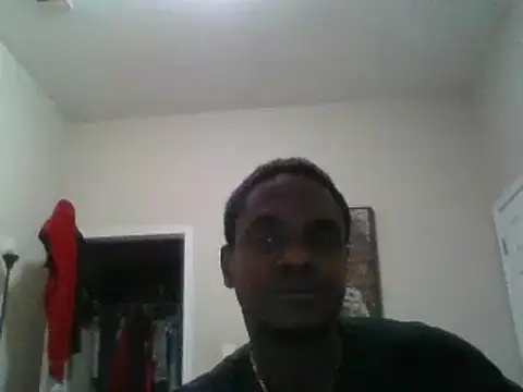 Snapshot of Hugedick0071 chatting on December 11, 8:58 am Hugedick0071 online show from December 11, 8:58 am