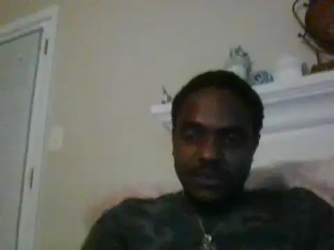 Snapshot of Hugedick0071 chatting on December 24, 3:16 am Hugedick0071 online show from December 24, 3:16 am