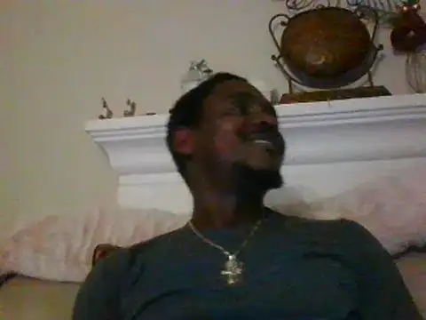 Snapshot of Hugedick0071 chatting on December 29, 1:13 am Hugedick0071 online show from December 29, 1:13 am