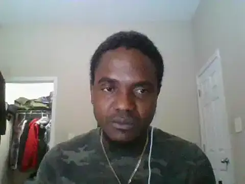 Snapshot of Hugedick0071 chatting on January 10, 4:09 pm Hugedick0071 online show from January 10, 4:09 pm