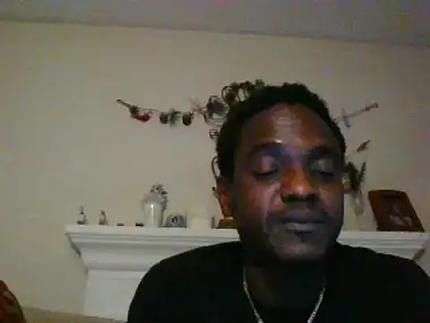 Snapshot of Hugedick0071 chatting on January 14, 5:08 am Hugedick0071 online show from January 14, 5:08 am