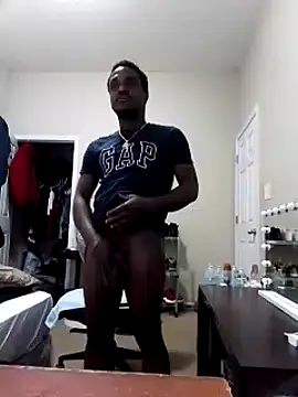 Snapshot of Hugedick0071 chatting on January 27, 5:58 pm Hugedick0071 online show from January 27, 5:58 pm