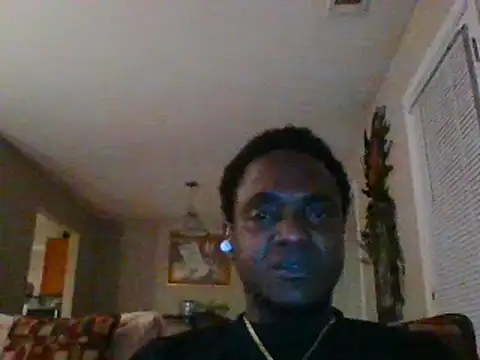 Snapshot of Hugedick0071 chatting on January 28, 2:43 am Hugedick0071 online show from January 28, 2:43 am