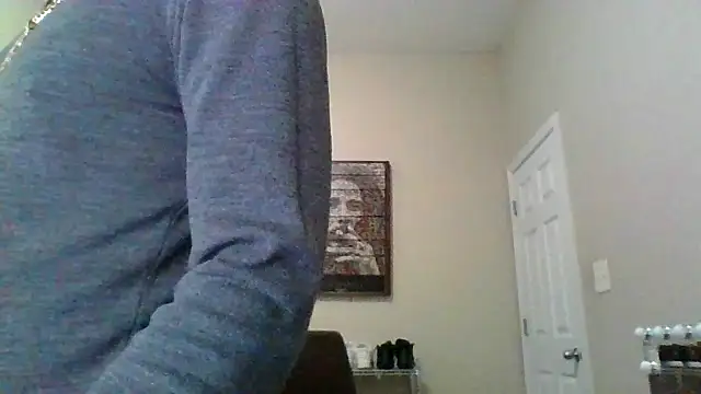 Snapshot of Hugedick0071 chatting on January 29, 5:13 pm Hugedick0071 online show from January 29, 5:13 pm