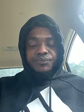 Snapshot of Hugedick0071 chatting on January 31, 1:12 pm Hugedick0071 online show from January 31, 1:12 pm