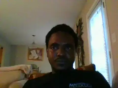 Snapshot of Hugedick0071 chatting on February 8, 10:40 pm Hugedick0071 online show from February 8, 10:40 pm