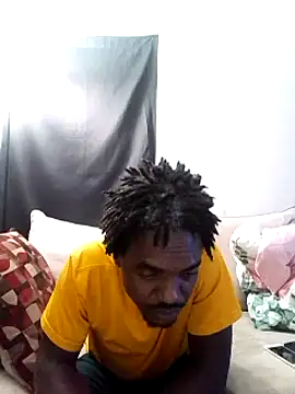 Snapshot of Hugedick0071 chatting on October 9, 4:43 am Hugedick0071 online show from October 9, 4:43 am