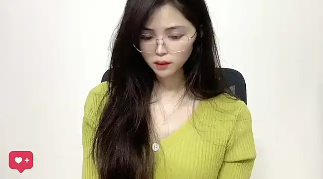 ---MIA--- online show from February 3, 12:36 pm