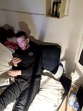 Snapshot of SInfiniSensation1 chatting on December 21, 10:40 pm SInfiniSensation1 online show from December 21, 10:40 pm