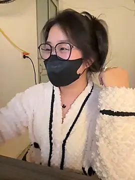 Snapshot of Jenni_nana chatting on December 14, 3:58 pm Jenni nana online show from December 14, 3:58 pm