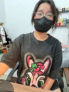 Snapshot of Jenni_nana chatting on March 6, 6:41 am Jenni nana online show from March 6, 6:41 am