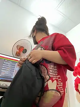 Snapshot of Jenni_nana chatting on March 13, 8:48 am Jenni nana online show from March 13, 8:48 am