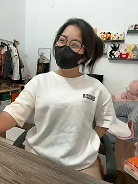 Snapshot of Jenni_nana chatting on March 14, 10:39 am Jenni nana online show from March 14, 10:39 am