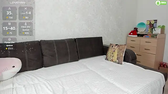 Snapshot of pretty_yong_cat chatting on January 21, 12:50 pm pretty yong cat online show from January 21, 12:50 pm