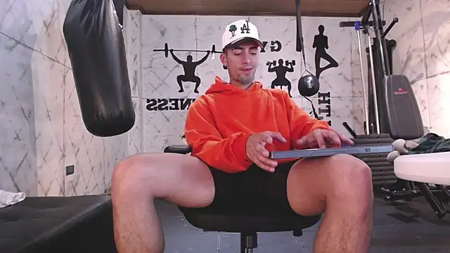 DrakeNeumann online show from September 19, 3:52 am