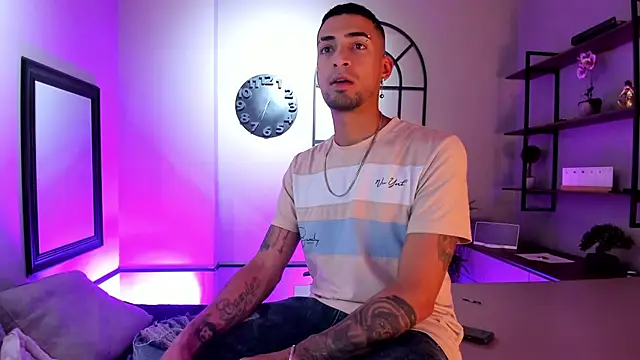 DrakeNeumann online show from November 27, 3:41 am