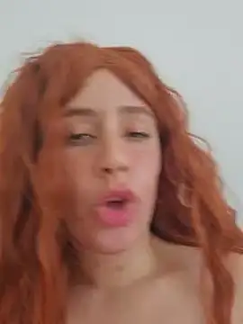 Snapshot of Massa8 chatting on February 28, 10:28 pm Massa8 online show from February 28, 10:28 pm