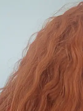 Snapshot of Massa8 chatting on March 1, 7:41 am Massa8 online show from March 1, 7:41 am