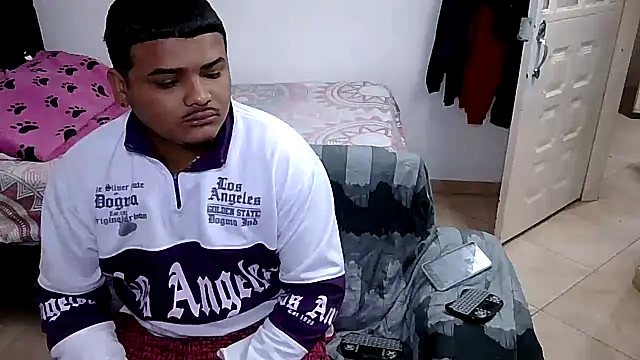 Boycuriousxxx online show from February 6, 10:40 am