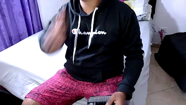 Boycuriousxxx online show from February 26, 3:00 pm