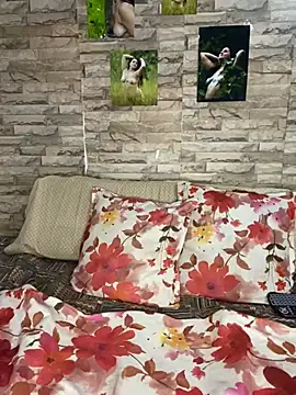 Snapshot of saray_gomez22 chatting on January 7, 3:03 am saray gomez22 online show from January 7, 3:03 am