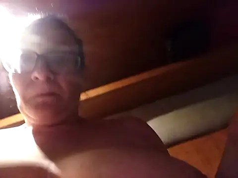 ILUV2TUCHMYKITTY online show from September 30, 11:43 pm