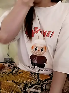 Shia011 online show from March 16, 9:27 am