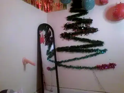 Snapshot of Sexy_jarisan chatting on December 23, 8:36 pm Sexy jarisan online show from December 23, 8:36 pm