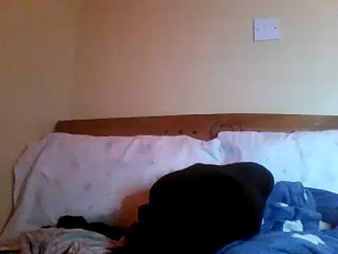 Snapshot of Sexy_jarisan chatting on December 28, 11:05 pm Sexy jarisan online show from December 28, 11:05 pm