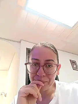 miss hanna07 online show from April 13, 2:11 pm