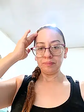 miss hanna07 online show from April 14, 2:23 pm