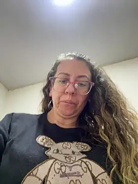 miss hanna07 online show from April 16, 9:50 pm