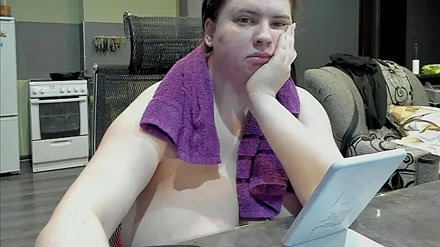 1lindsey1 online show from March 8, 7:42 pm