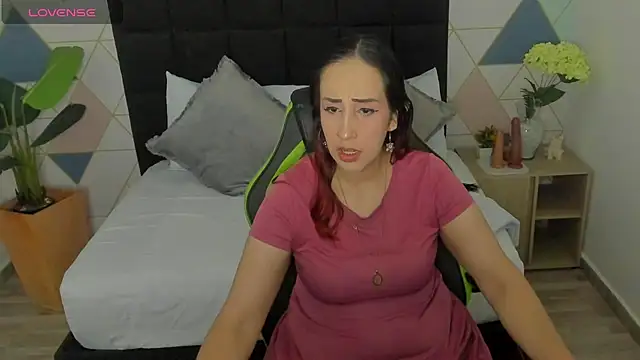 jadde13  online show from November 4, 9:03 pm