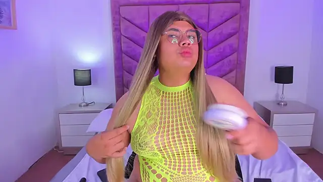 Tom Silver   online show from February 8, 1:43 am