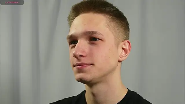 dustyn fox online show from January 4, 2:56 pm