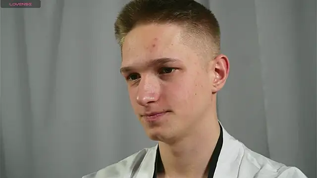 dustyn fox online show from January 19, 6:00 pm