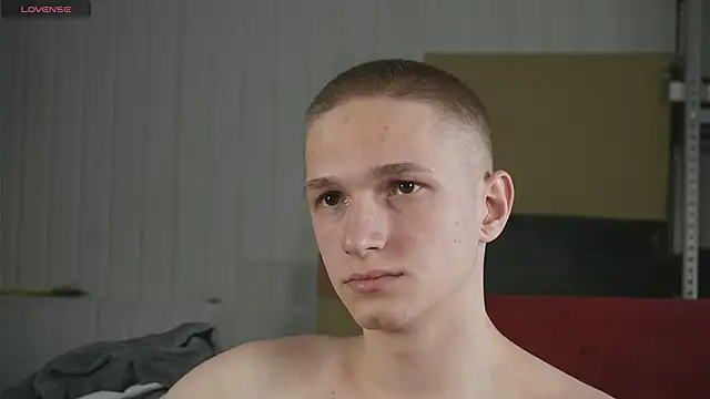 dustyn fox online show from February 14, 5:25 pm