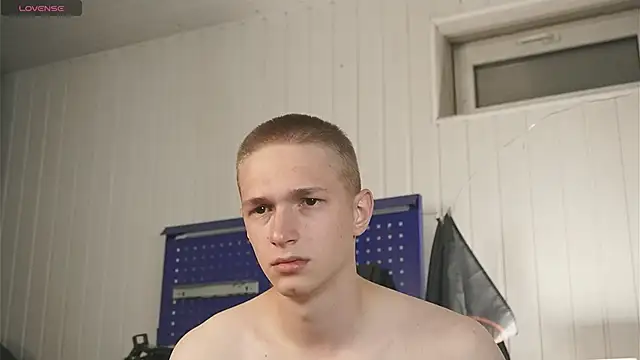 dustyn fox online show from September 11, 4:40 pm