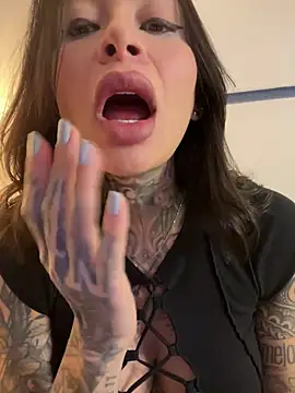 Iam Annii online show from February 24, 11:09 pm