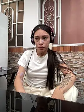 Effy Bonny online show from September 18, 4:09 pm