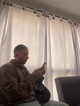 Joseph and Amy  online show from January 8, 8:18 pm