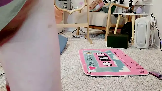 Snapshot of MissyRoulette chatting on February 7, 6:03 am MissyRoulette online show from February 7, 6:03 am